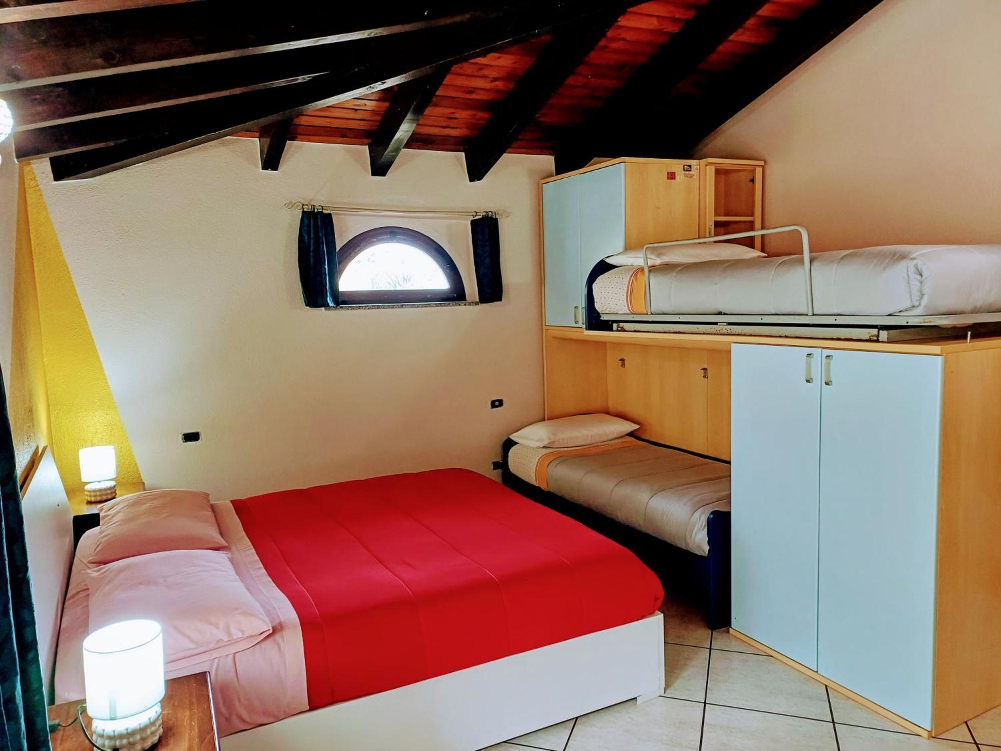 Monti E Mare Bed and Breakfast Lanusei Eksteriør billede